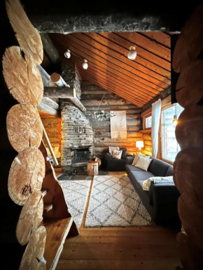 Luosto Jylhäkelo - a cozy loghouse in the heart of Lapland